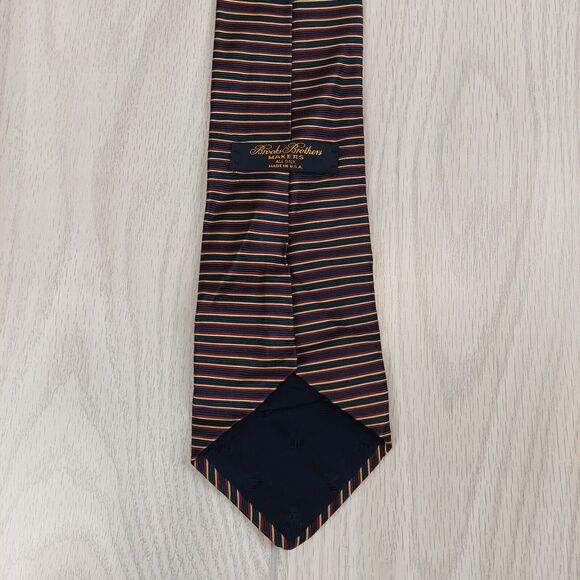 Brooks Brothers Makers Neck Tie Silk Striped Multicolored Made In USA Classic‎ - Picture 2 of 5